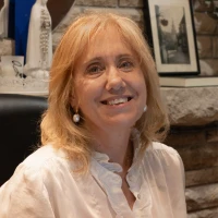 Ana von Holst